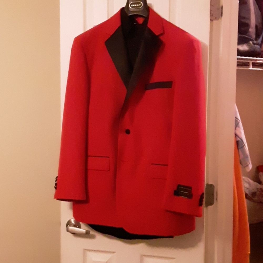 Suit
